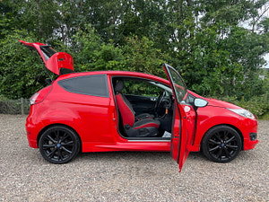 Ford Fiesta thumbnail