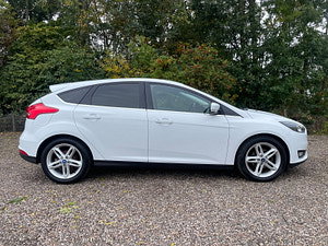 Ford Focus thumbnail