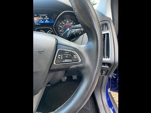 Ford Focus thumbnail