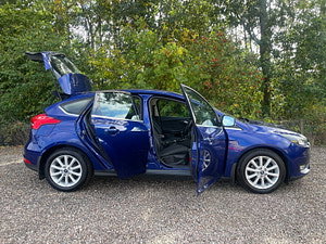 Ford Focus thumbnail