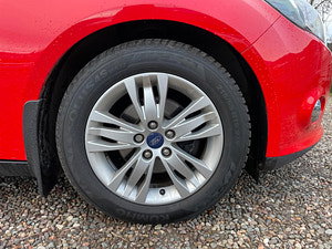 Ford Focus thumbnail