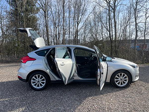Ford Focus thumbnail