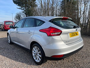 Ford Focus thumbnail