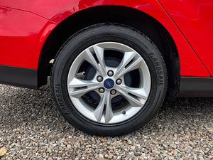 Ford Focus thumbnail