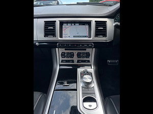 Jaguar XF thumbnail