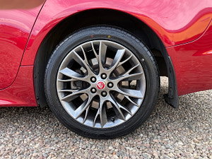 Jaguar XF thumbnail