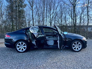 Jaguar XF thumbnail