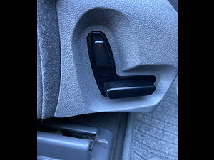 Mercedes-Benz CLS thumbnail