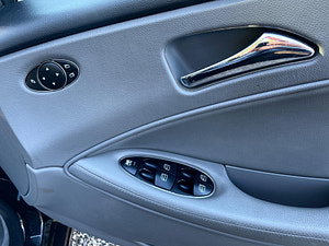 Mercedes-Benz CLS thumbnail