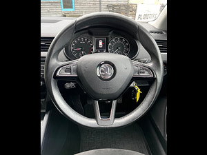 Skoda Octavia thumbnail