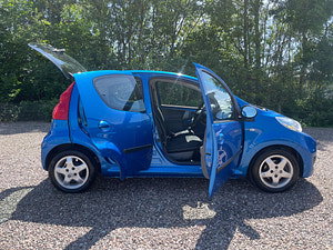 Peugeot 107 thumbnail