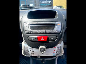 Peugeot 107 thumbnail