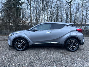 Toyota C-HR thumbnail