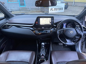 Toyota C-HR thumbnail