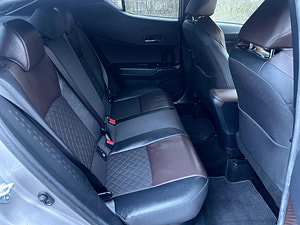 Toyota C-HR thumbnail
