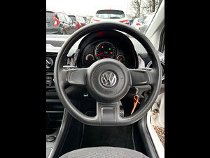 Volkswagen up! thumbnail