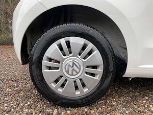 Volkswagen up! thumbnail