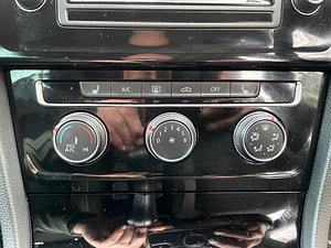 Volkswagen Golf thumbnail