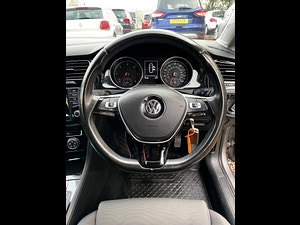 Volkswagen Golf thumbnail