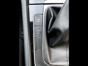Volkswagen Golf thumbnail