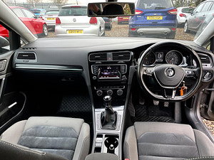 Volkswagen Golf thumbnail