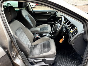 Volkswagen Golf thumbnail