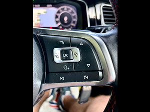 Volkswagen Golf thumbnail