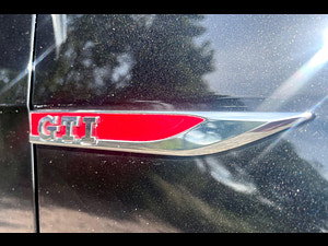 Volkswagen Golf thumbnail