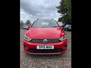 Volkswagen Golf SV thumbnail