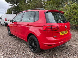 Volkswagen Golf SV thumbnail