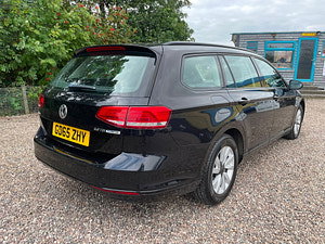 Volkswagen Passat thumbnail