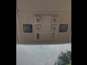 Volkswagen Passat thumbnail