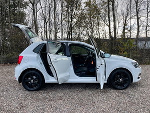 Volkswagen Polo thumbnail