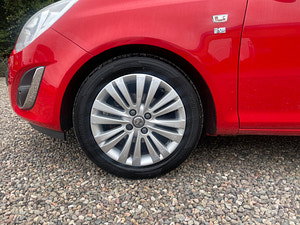 Vauxhall Corsa thumbnail