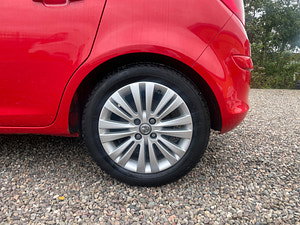 Vauxhall Corsa thumbnail