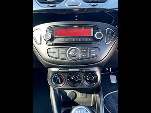 Vauxhall Corsa thumbnail