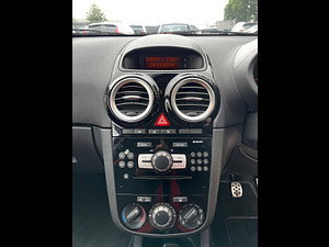 Vauxhall Corsa thumbnail