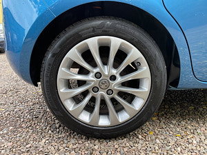 Vauxhall Corsa thumbnail