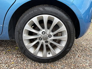 Vauxhall Corsa thumbnail