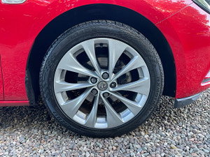 Vauxhall Astra thumbnail