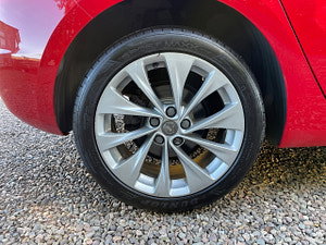 Vauxhall Astra thumbnail