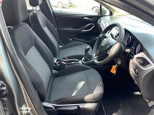 Vauxhall Astra thumbnail