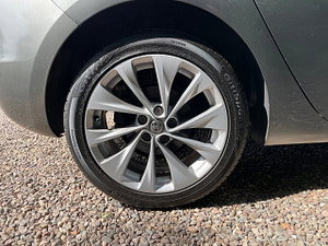 Vauxhall Astra thumbnail