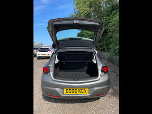 Vauxhall Astra thumbnail