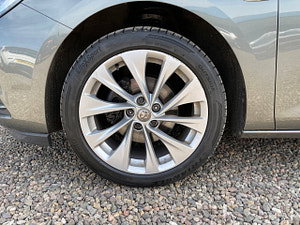 Vauxhall Astra thumbnail