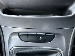 Vauxhall Astra thumbnail