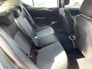 Vauxhall Astra thumbnail