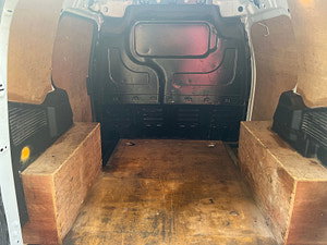 Ford Transit Courier thumbnail