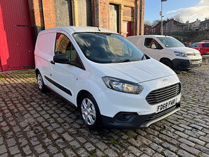 Ford Transit Courier thumbnail