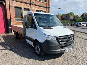 Mercedes-Benz Sprinter thumbnail